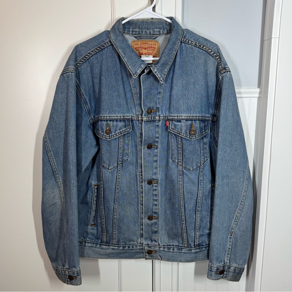 Vintage Levi's Mens Denim Trucker Jean Jacket Y2K Sz Large 70507-0389 Hong Kong‎